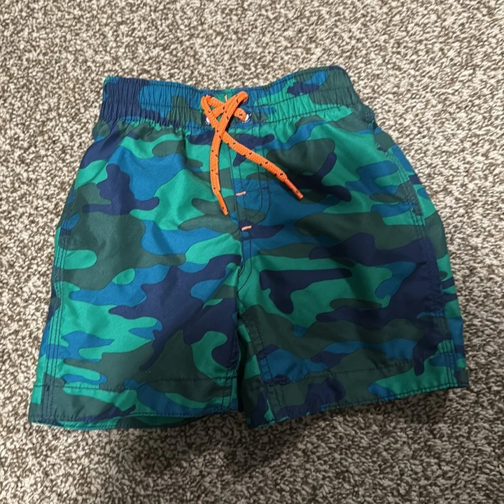 2T Gap swimsuits